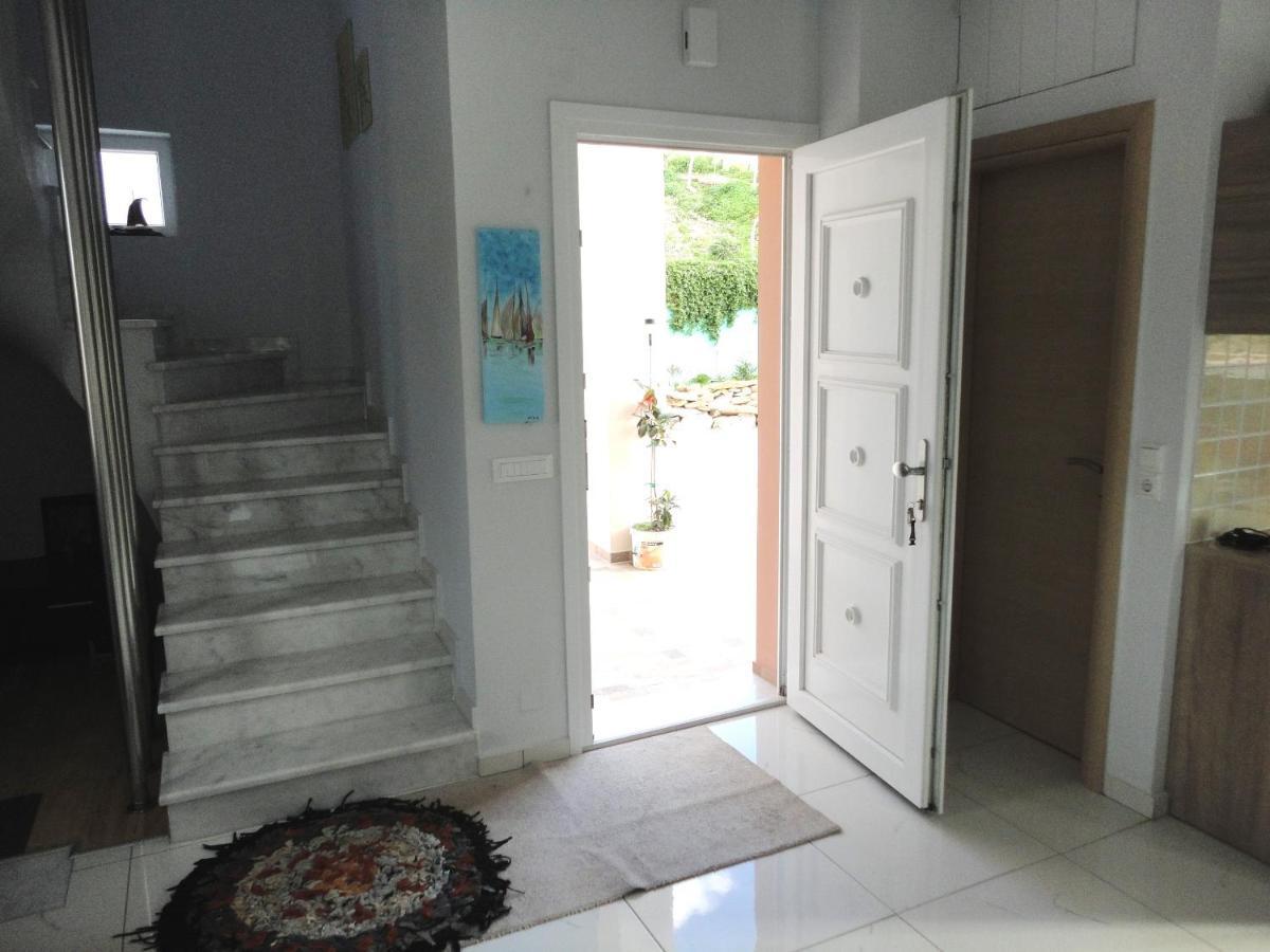 فيلا Alkyon View Luxury Μaisonette ليغاريا المظهر الخارجي الصورة